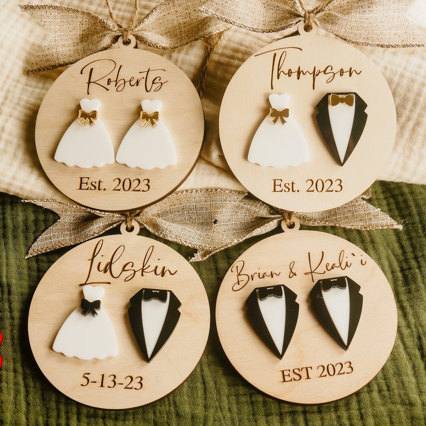 Wedding Christmas Ornament, Wedding Ornament, Mr and Mrs Ornament, First Wedding Ornament, Newlywed Christmas Gift, Couples Wedding Gift