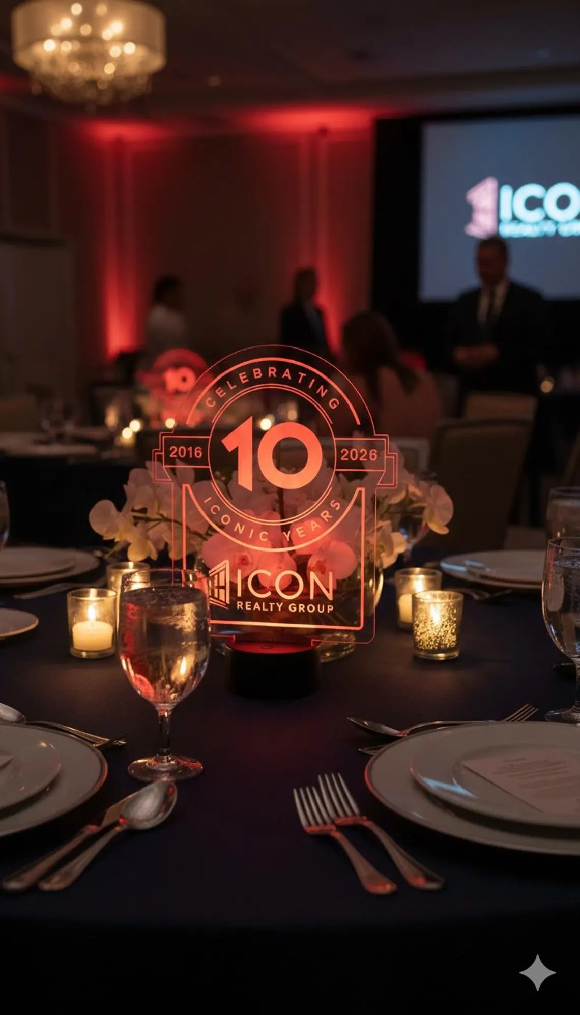 Custom LED Centerpieces | Acrylic LED Table Centerpieces for Wedding & Events