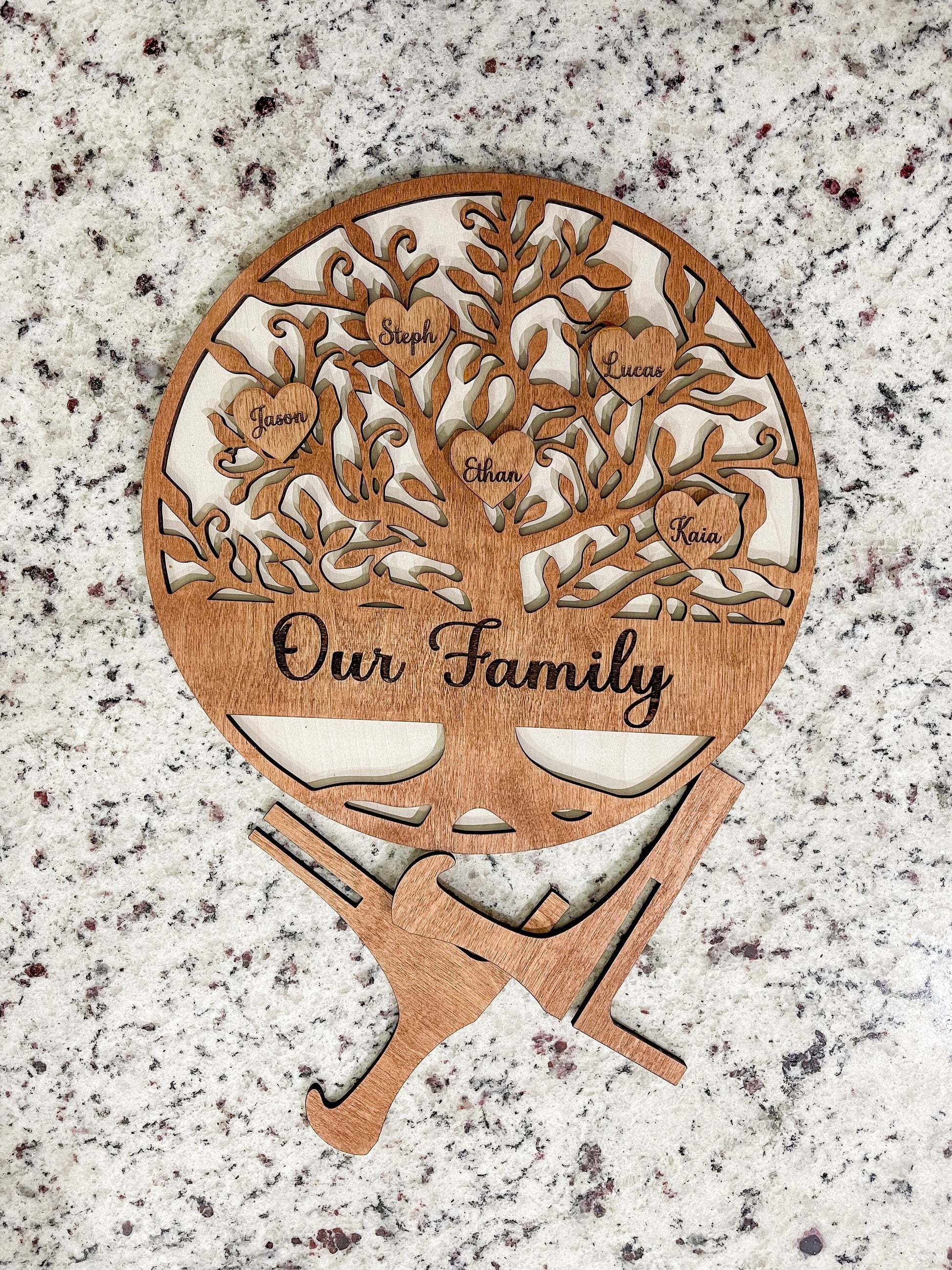 Personalized Family Tree Sign | Custom Gift For Mom & Grandma, Mothers Day | Engraved 3D Hearts - DyeandPine